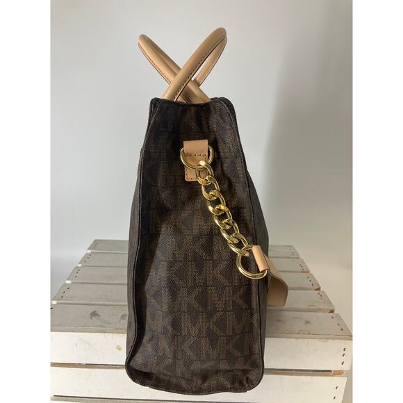 MCHAEL KORS, BROWN, TAN SIGNATURE PVC LETATHER SHOULDER BAG - Picture 3 of 16